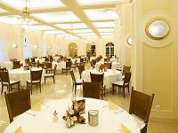 Anna Grand Hotel**** Beau restaurant à Balatonfured