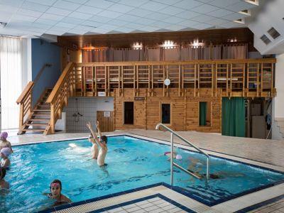 Aqua Mindre hotell Land - Wellness helg i halvpension priser - ✔️ Aqua Hotel Kistelek - Paket Spa entré och halvpension