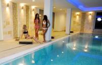 Wellness area in Hotel Aurora with swimming pool and saunas