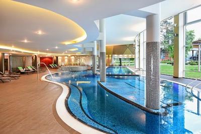 Azur Premium Hotel con ampia area benessere sul Lago Balaton - ✔️ Azúr Prémium Hotel***** Siófok - nuovo hotel benessere Lago Balaton