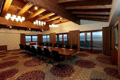 La salle de réunion de l'Hôtel Cascade avec une vue panoramique pour des meetings corporatives  - ✔️ Cascade Resort Spa Hotel Demjen**** - hôtel spa et de bien-être promotionnel Cascade Demjén