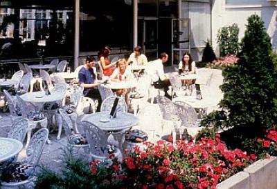 Siofok Hotel Hungaria - Lago Balaton - Terrace - ✔️ Hotel Hungaria** Siofok - Hotel scontato sul lago Balaton