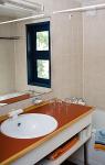 Ванная комната в винном доме В в комплексе отеля Клус Тихань на Балатоне