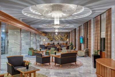 Lobbyul hotelului Termal din Heviz - Hotel Heviz Health Spa Resort din Heviz, Ungaria - ✔️ ENSANA Thermal Hotel**** Hévíz - termal hotel în Heviz