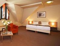 Élégante et romantique chambre d'hôtel dans le centre de Godollo dans l'hôtel Erzsebet Kiralyne