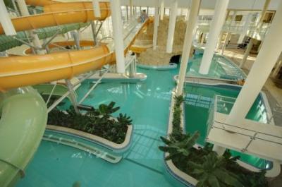 ✔️Gyulai Aquapalota - Várfürdő kiváló gyógyvízzel - ✔️ Hotel Fodor*** Gyula - akciós 3* szálloda a Gyulai Várfürdőnél