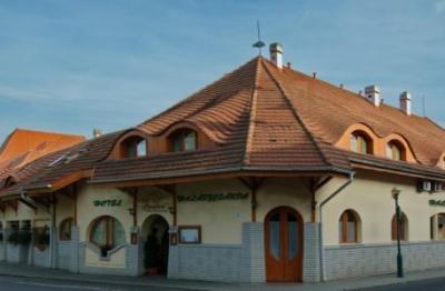 Hotel Fodor Gyula in the city center, with half board and discount - ✔️ Hotel Fodor*** Gyula - three-star hotel close to the Castle Baths of Gyula
