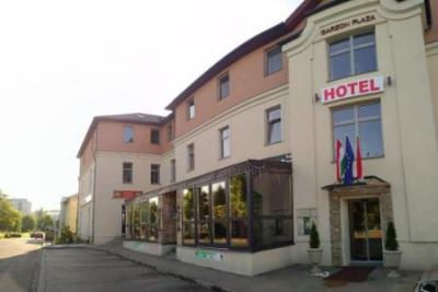 Hotel Garzon Plaza Győr - albergo nuovo a Gyor a prezzi iniziali - ✔️ Garzon Plaza Hotel Győr**** - le offerte a prezzi bassi del Garzon Plaza Hotel di Gyor