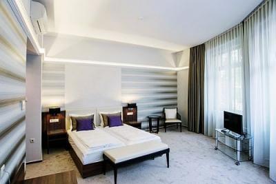 4* Grand Hotel Glorius speciale hotelkamer met spa-ingang - ✔️ Grand Hotel Glorius**** Makó - Glorius Hotel tegen gunstige prijs 