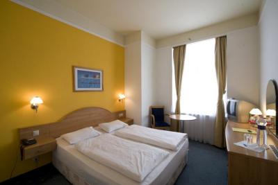 Красивый и уютный двухместный номер в Golden Park Hotel в центре города - Golden Park Hotel Budapest**** - Гольден Парк Отель