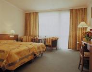 Tweepersoonskamer in het viersterren luxe NaturMed Hotel Carbona Heviz - Heviz