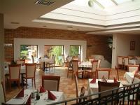 Sala per la prima colazione all'Hotel Stacio a Vecses - albergo 4 stelle vicino all'aeroporto Ferihegy BUD