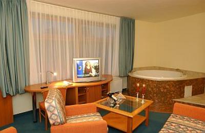 Hunguest Hotel Aqua-Sol - Thermaal, Wellness en conferentiehotel in Hajduszoboszlo - Hongarije - Hotel AquaSol**** Hajdúszoboszló - Spa Thermaal hotel in Hajduszoboszlo