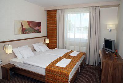 Cameră dublă în hotelul Famulus din Gyor de 4 stele - Ungaria - ✔️ Famulus Hotel**** Győr - Hotel de Business Famulus în Gyor