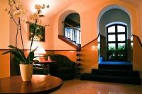 Hotel in the center of Gyor - 3-star Fonte Hotel and Restaurant - hall of the hotel
