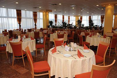 3* Hotelowa restauracja Freya w Zalakaros - tani hotel w Zalakaros - ✔️ Hunguest Hotel Freya*** Zalakaros - Tani hotel termalowy i wellness na Węgrzech