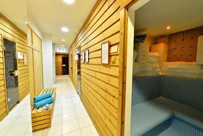 La sección de wellness del Hotel Irottko espera a sus huéspedes con infrasauna y sauna finlandésa en Koszeg - ✔️ Hotel Írottkő*** Kőszeg - Hotel de 3 estrellas en el centro de Koszeg con bienestar