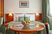 Alberghi di cure a Heviz - Hotel Palace Heviz - hotel termale e benessere a Heviz - appartamenti vicino al lago di Heviz