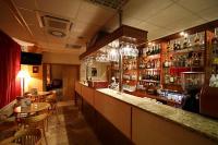 Bar de copas en el Hotel Sungarden Siofok, Lago Balaton