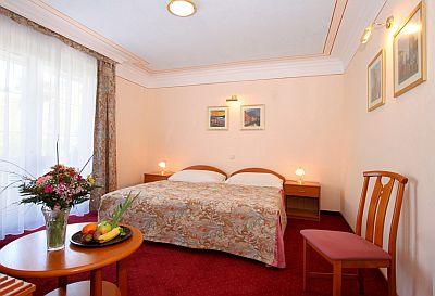 Camere superioare în Hotel Villa Medici - Veszprem, Ungaria - ✔️ Hotel Villa Medici Veszprem - hotel de 4 stele 