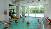 Zwembad binnen in Hotel Hoforras Hajduszoboszlo Hongarije