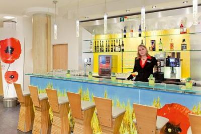 Drink bar - Tani Hotel Ibis Gyor w centrum miasta - ✔️ Hotel Ibis *** Győr - een 3-sterren Ibis hotel in Gyor voor voordelige prijzen
