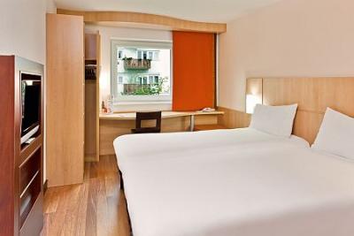 Tweepersoonskamer in Ibis Hotel Gyor- driesterren Ibis Hotel - goedkope accommodatie in Gyor - ✔️ Hotel Ibis *** Győr - 800 meter ver van het stadscentrum Gyor