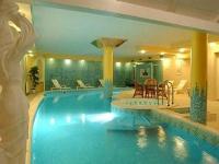Hotel Korona with wellness services and discount packages in Eger