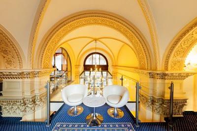 Lobby à l'Hôtel Museum - hôtel 4 étoiles à Budapest - ✔️ Hotel Museum Budapest - dans le centre de Budapest