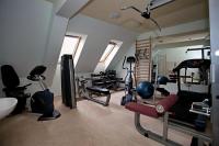 Fitness room of Hotel Obester in Debrecen