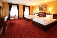 Elegant och stämningsfullt rum i Hotell Obester Debrecen