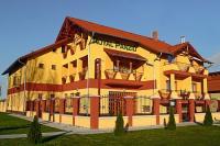Hotel Royal - discount accommodation in Cserkeszolo at the thermal bath