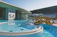 4* hotel de bienestar en Egerszalok con piscina termal al aire libre