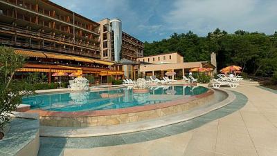 Wellnessweekend voor actieprijzen in het Hotel Silvanus met panorama - ✔️ Hotel Silvanus**** Visegrad - Hotel Silvanus met mooi panorama-uitzicht in Visegrad in de Donauknie tegen actieprijzen