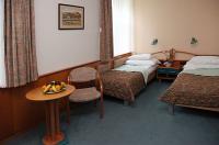 Una habitación libre  en Hotel Spa Heviz
