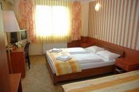 Romantische hotelkamer in de nabijheid van Blaha Lujza plein, in Hotel Atlantic