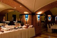 Andrassy Residence Hotel - 5-sterren hotel in Tarcal  - restaurant in Tarcal in een romantische omgeving