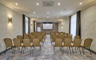 Anna Grand Hotel sala de conferinte sala de conferinte in Balatonfured - ✔️ Anna Grand Hotel**** Balatonfured - Wine & Vital hotel de wellness la Balaton