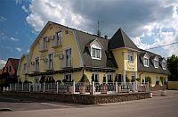 Apartman Hotel i Sarvar-романтический отель в венгерском городе Шарвар 
