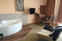 Camera de hotel cu jacuzzi în Zalakaros la Hotel Aphrodite