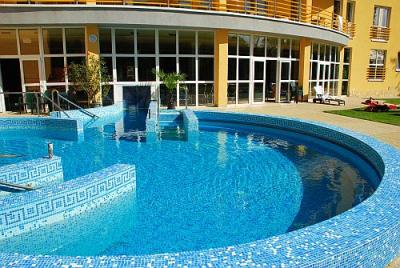 Wellnessweekeinde in het Wellnesshotel Thermaal Apollo in Hajduszoboszlo - ✔️ Hunguest Apolló Thermal Hotel**** Hajdúszoboszló - thermaal hotel in Hajduszoboszlo