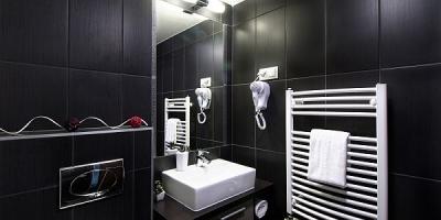 Auris Hotel Szeged - elegant bathroom in the centre of Szeged  - Hotel Auris Szeged**** - new 4-star hotel in Szeged with wellness services