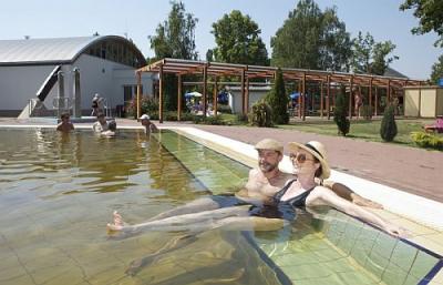 Piscine thermale et  wellness Barack Thermal Hôtel Tiszakécske pour un week-spa au meilleur prix - ✔️ Barack Thermal Hotel**** Tiszakecske - L'hôtel Barack Thermal et Spa á bas prix