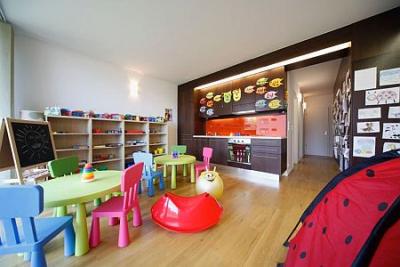 BL Bavaria Apartman Balatonlelle - BL　バヴァリア　アパ－トメントではご家族でお越しのお客様用に、子供の施設もご用意しております - BL Yacht Club*** Apartman Balatonlelle - バラトン湖の格安のヨットクラブとアパ－トメント、バラトンレルレ－ン