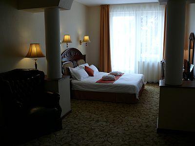 Beschikbare hotelkamer in de Donaubocht in Esztergom Hotel Bellevue - Hotel Bellevue**** Esztergom - wellnesshotel met halfpension in Esztergom, Hongarije voor actieprijzen