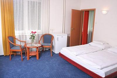 Oferty specjalne z HB nad Balatonem w Hotelu Club Aliga - ✔️ Club Aliga Hotel*** Balatonaliga - Balatonvilagos Balaton