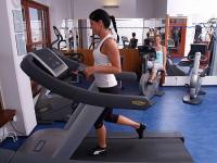 フィツネス温泉のホテル Fitness room in Danubius Hotel Buk 