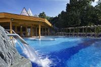 Piscina d'avventura al Health Spa Resort Heviz  - alberghi a Heviz - acqua curativa di Heviz
