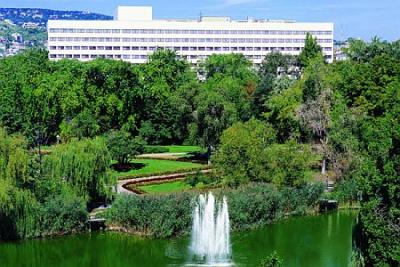 Hôtel Parc Flamenco - Hôtel de Congrès 4 étoiles - Danubius Hotel Flamenco**** Budapest - chambres á prix avantageux á Buda