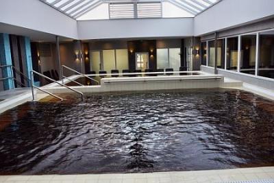 Hotel Delibab - sa piscine balnéaire avec de l'eau thermale à Hajduszoboszlo, station balnéaire de la Hongrie - ✔️ Hôtel Délibáb**** Hajdúszoboszló - Hôtel Bien-Être Delibab à prix réduit à Hajduszoboszlo